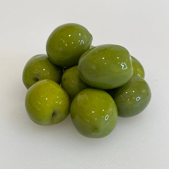 Castelvetrano Olives (Whole) (8 oz)