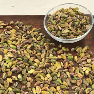 Raw Pistachios (no shells) (1 lb)